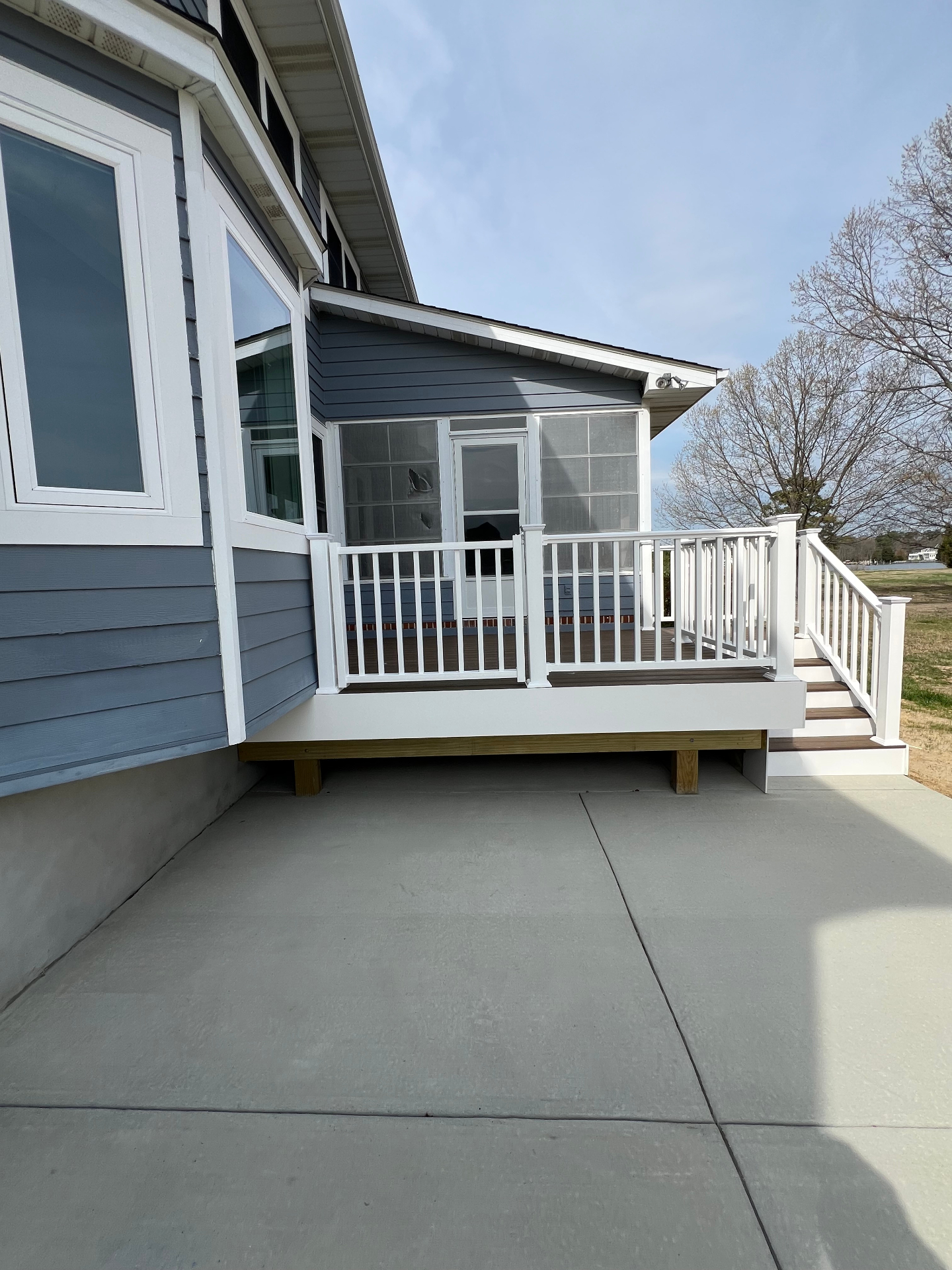 Trex Deck & Concrete Patio — Cambridge, MD