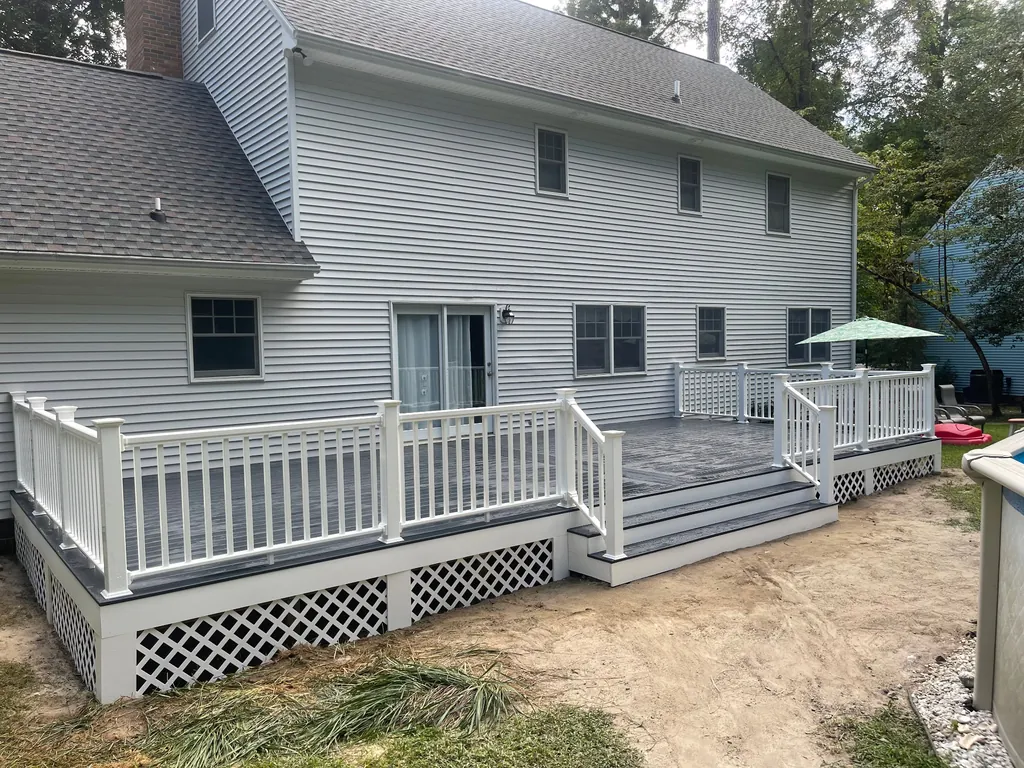 Custom deck construction on a Salisbury, Maryland home